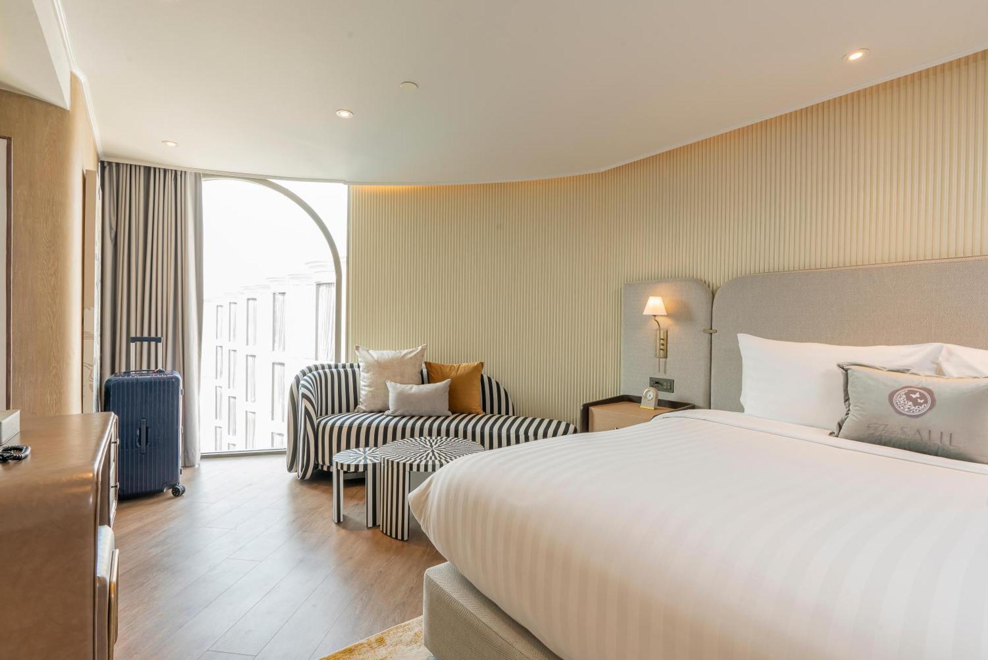 The Salil Hotel Riverside Bangkok Banguecoque Exterior foto Deluxe Room